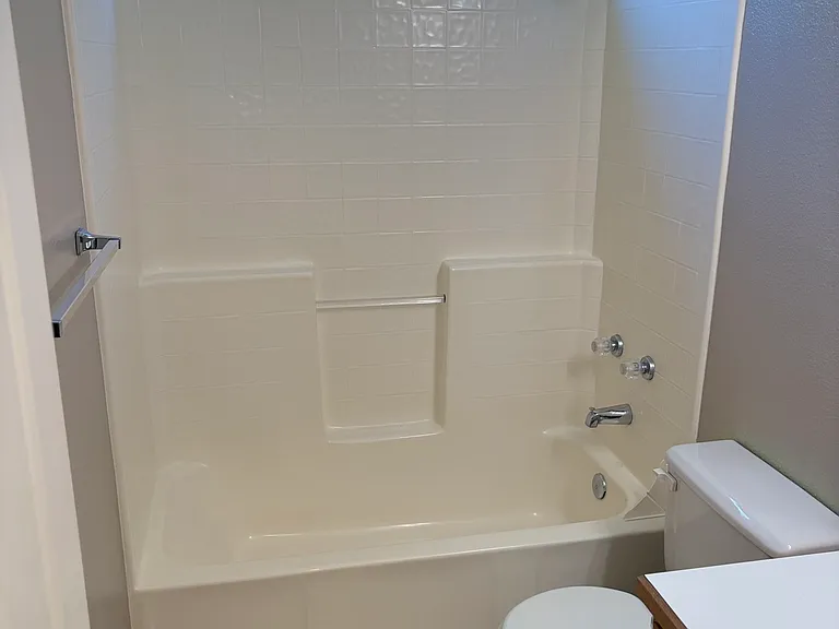 300 W Spicewood Dr — Photo 16