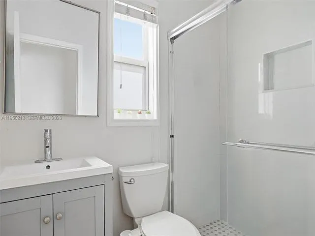 104 SW 40th Ave — Photo 9