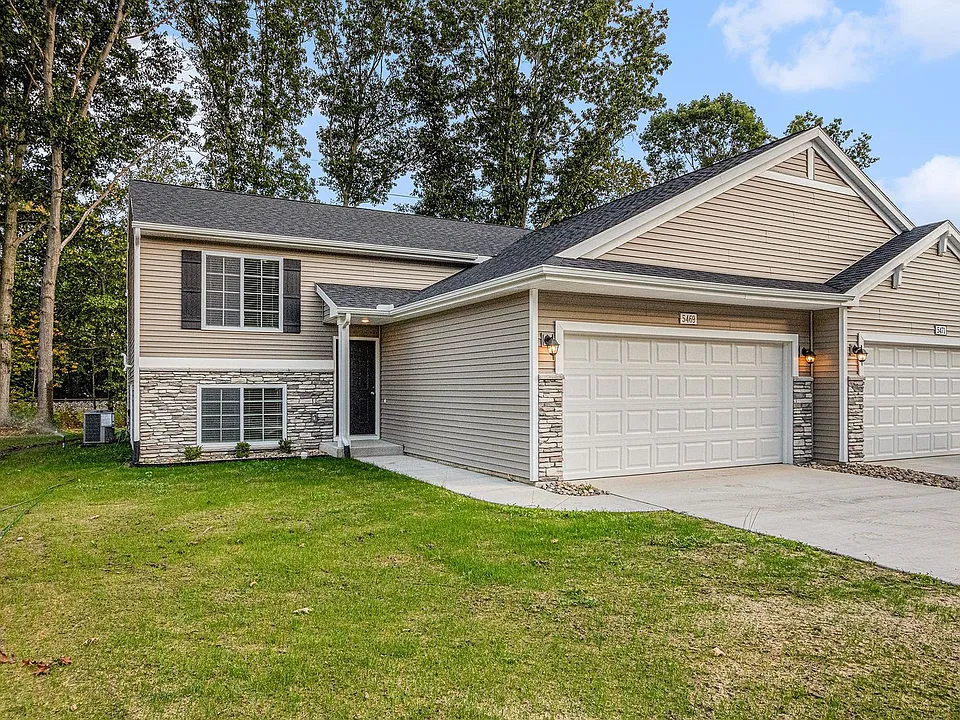5449 E Karen Ct