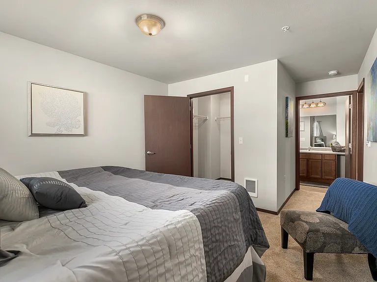 Blue Point Apartments — Photo 22