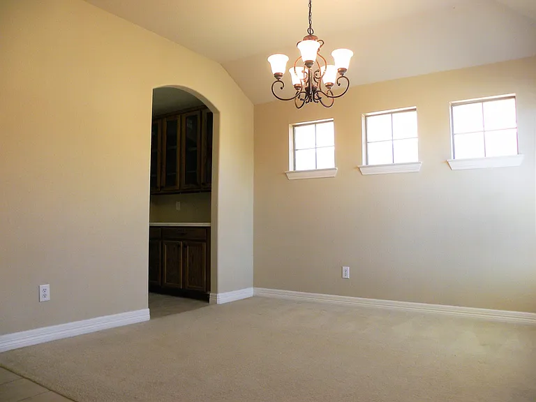 4620 Evanshire Way — Photo 5