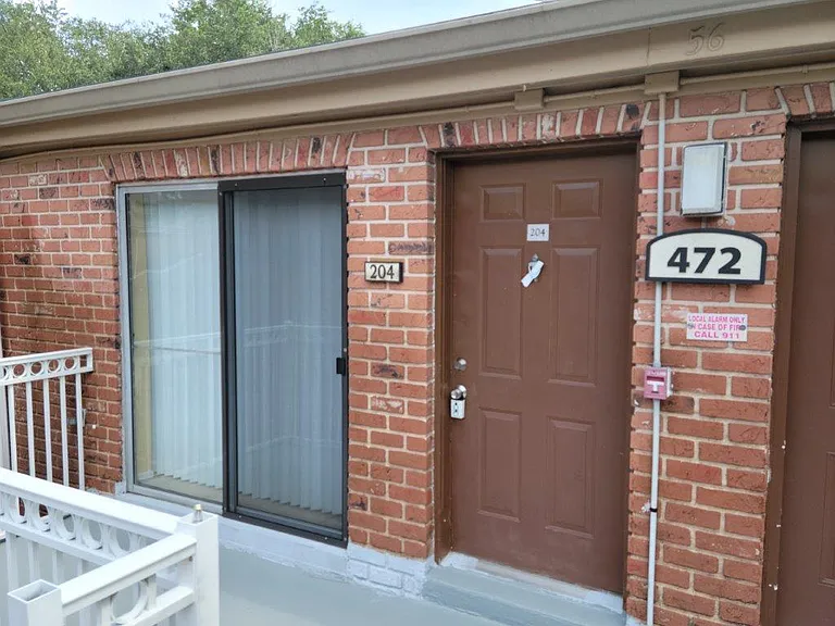 472 Banyon Tree Cir #204 — Photo 11