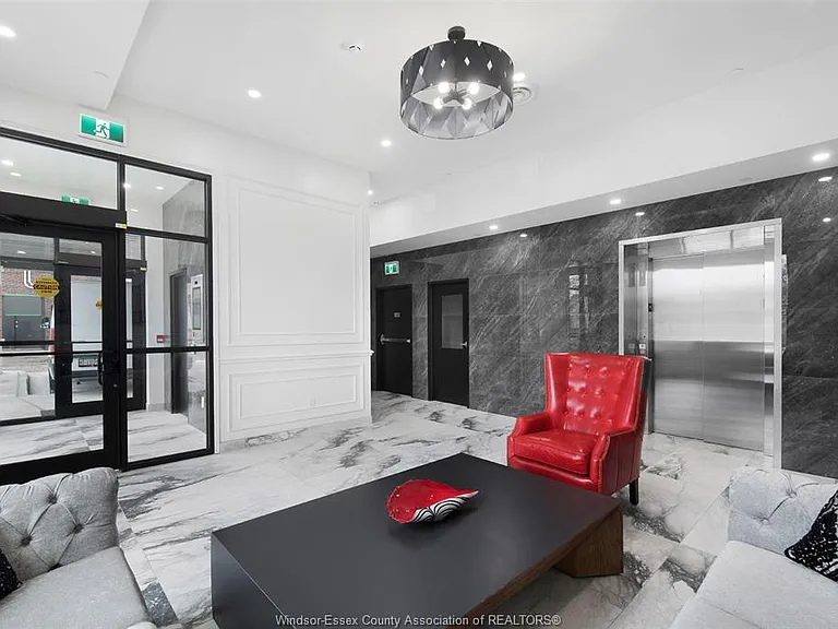 840 Wyandotte St E #407 — Photo 6