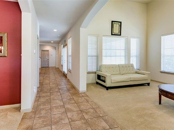 4th image of 1037 Wenk Ct