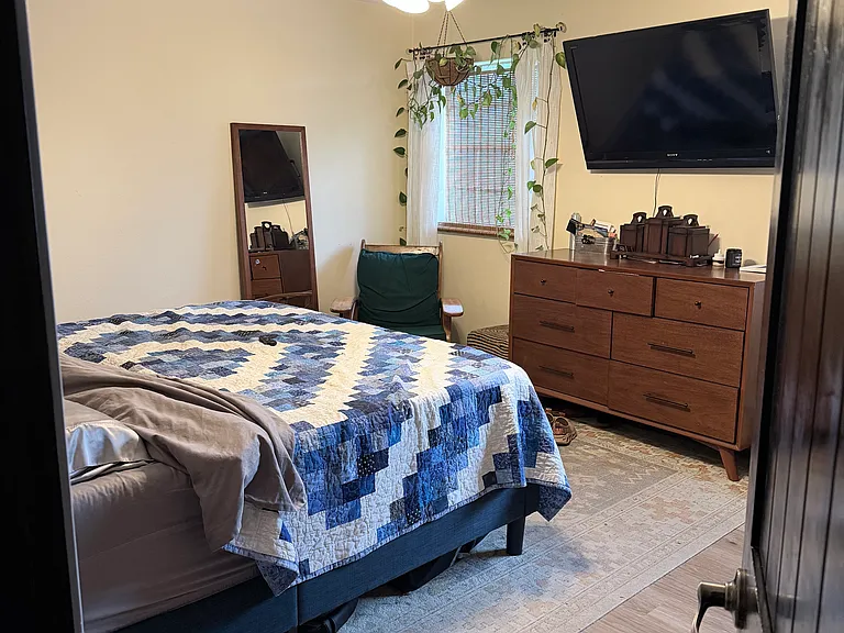 470 Riola Pl — Photo 2