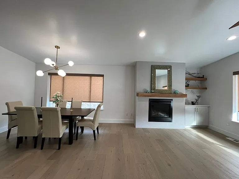 2251 E Lincoln Ln — Photo 15