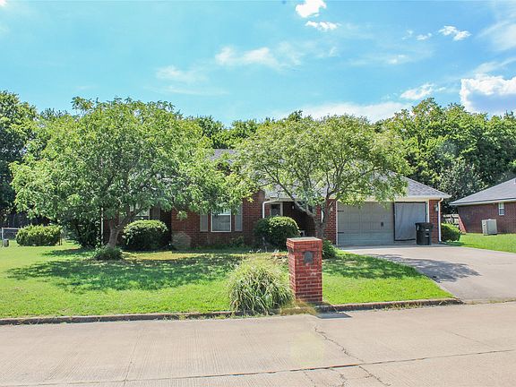 3rd image of 3047 Kande Ln