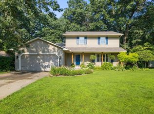 50779 Sherwood Dr, Granger, IN 46530