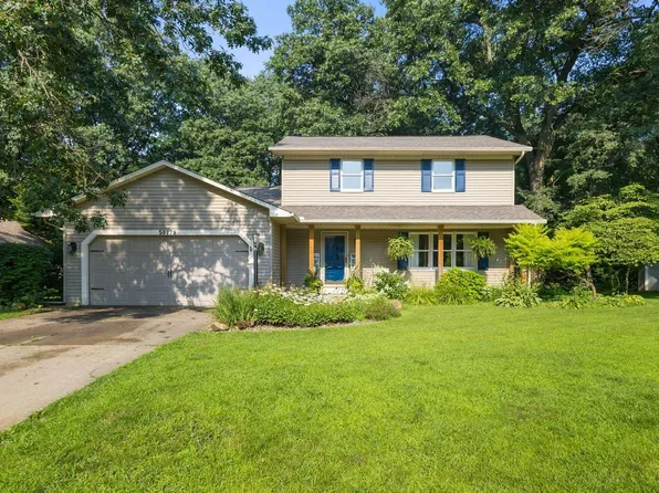 50779 Sherwood Dr, Granger, IN 46530