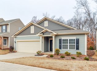 8043 Hereford St, Charlotte, NC 28213