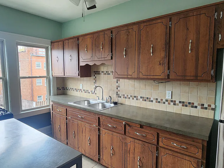 14126 Detroit Ave — Photo 14