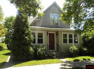 757 1st Ave, Gibbon, MN 55335