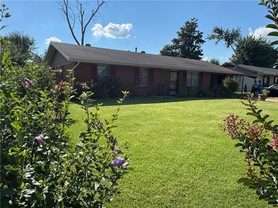 806 N 7th St, Rogers, AR, 72756
