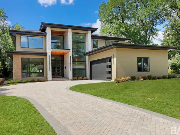 616 Glendale Rd, Glenview, IL 60025