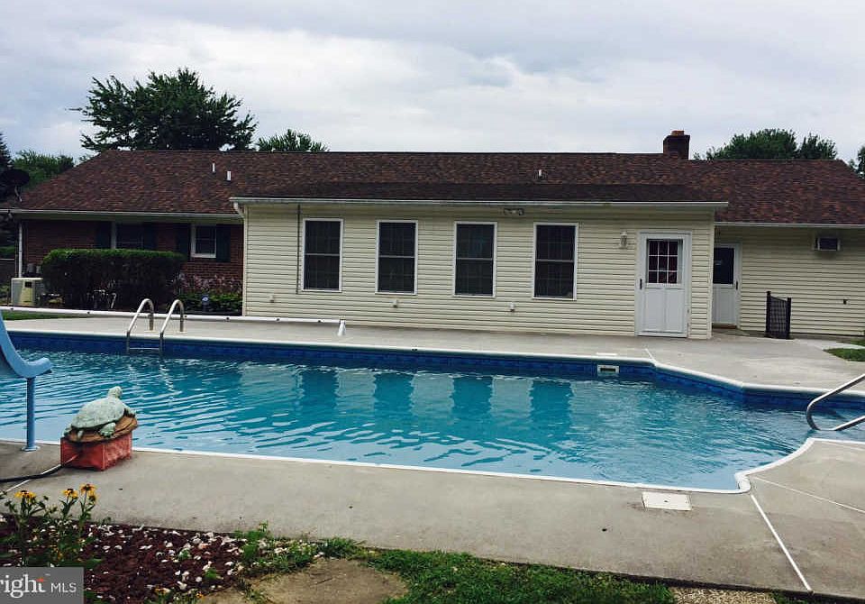 1st image of 104 Accomack Cir