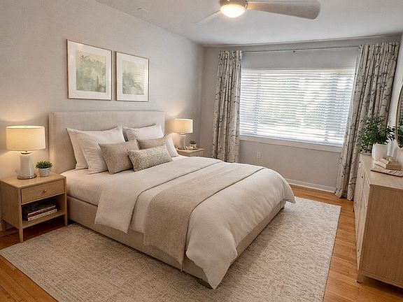 3rd image of 2200 Dickson Dr APT 119