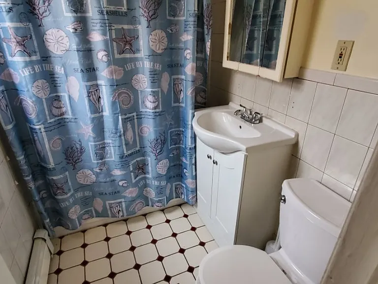 7000 Columbia Ave #3 — Photo 5