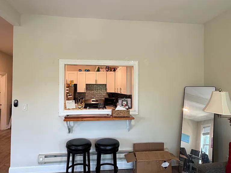 2905 N Mildred Ave — Photo 5