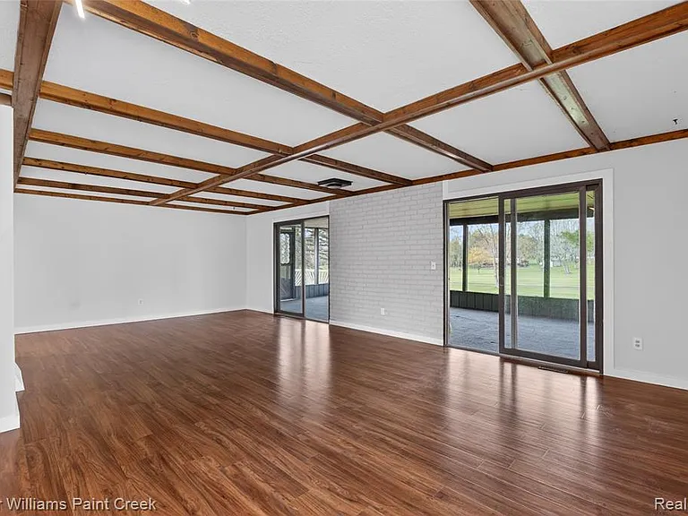 1727 Linksview Way — Photo 8