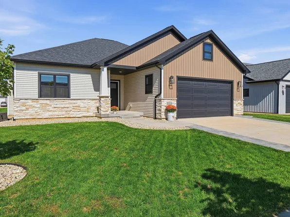 2224 Otteson Dr, Stoughton, WI 53589