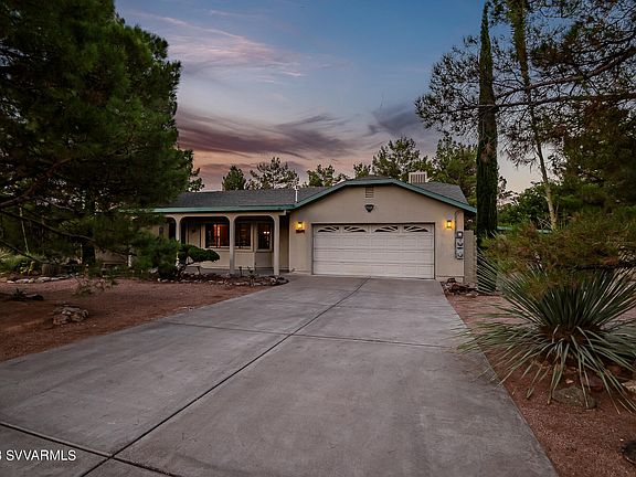 3rd image of 2161 Canyon Drive