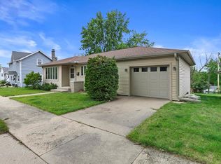 1009 Prospect Ave, Portage, WI 53901