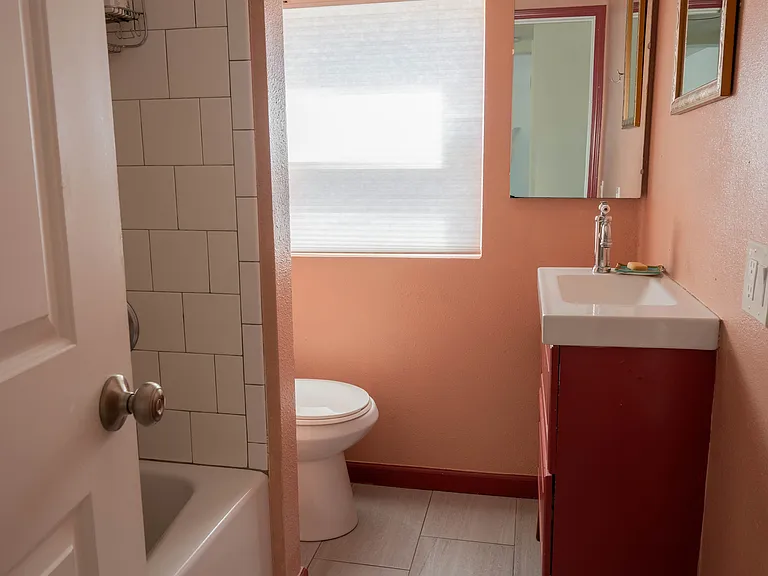 6804 SE 76th Ave — Photo 7
