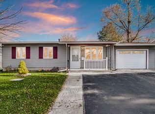 407 Dalhart Ave, Romeoville, IL 60446