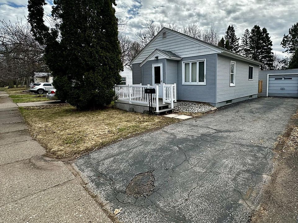 1st image of 2412 Selmser Ave