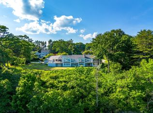 7 Ledge Rd, Cumberland Foreside, ME 04110