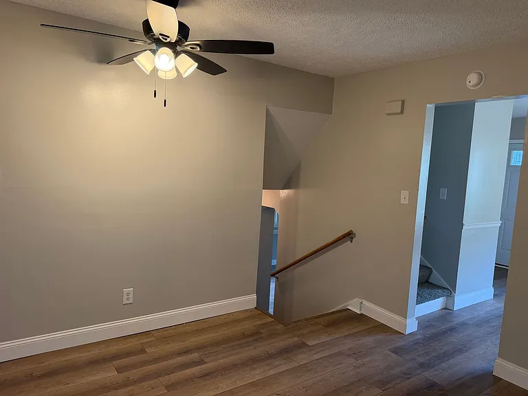 24 Villanova Dr — Photo 8