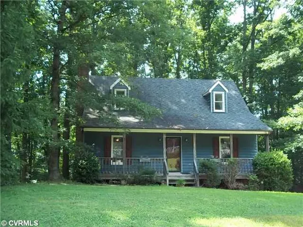 2812 Mistwood Forest Dr, Chester, VA 23831
