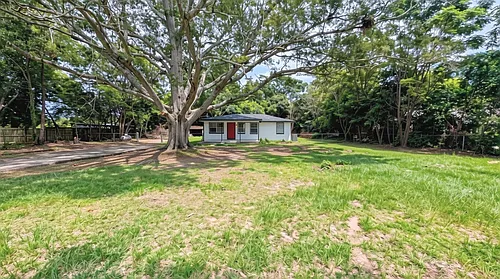 130 Margaret Dr Photo 1