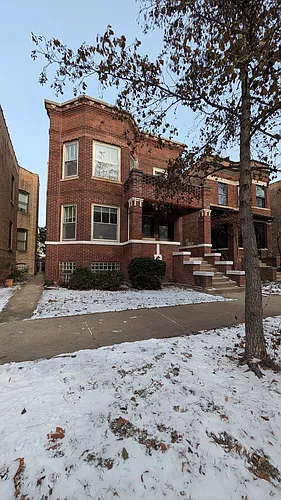 1304 W Elmdale Ave #1 Photo 1