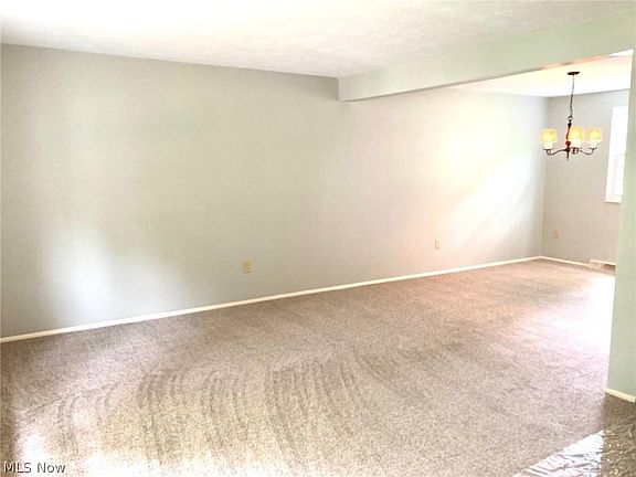 2nd image of 4388 Stafford Cir