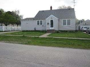 312 North St, Mediapolis, IA 52637