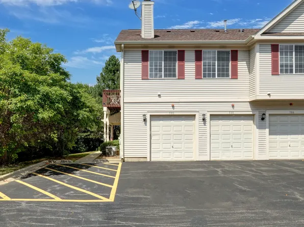 590 Fox Ridge Dr #590, Fox Lake, IL 60020