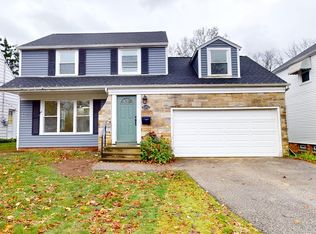 5252 Spencer Rd, Lyndhurst, OH 44124