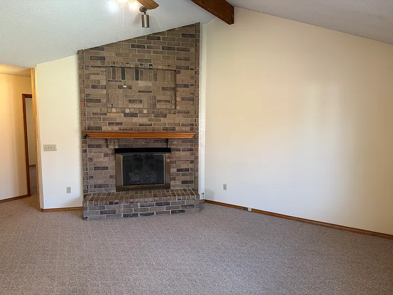 4035 S Parkhill Ct — Photo 3