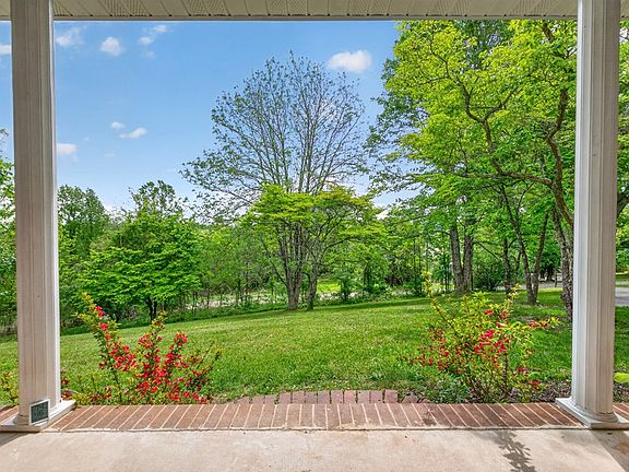 2nd image of 92 Gladeville Hts