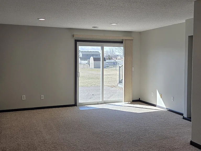 5726 Egret Ave — Photo 8