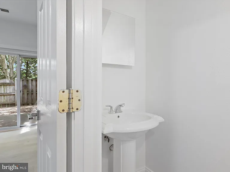5129 Beauregard St — Photo 36