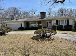 5 Appian Way, Johnston, RI 02919