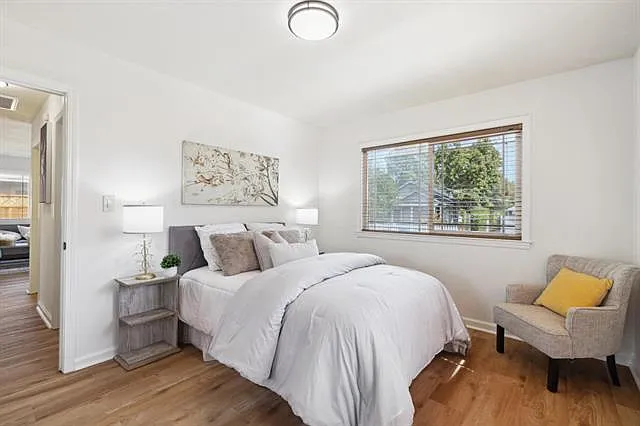 10135 Santa Clara Ave — Photo 9