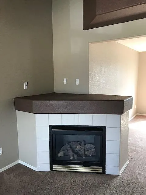4 bed, 3.5 bath, 1800 sqft, $2,275 — Photo 3