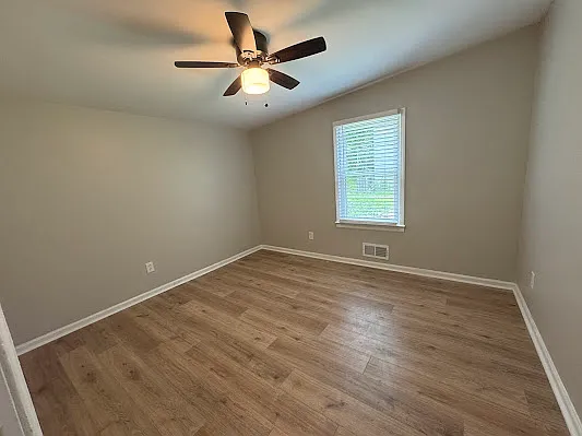 1049 Hemphill Ave NW — Photo 7