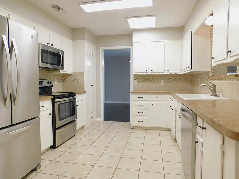 897 John George Ln — Photo 14