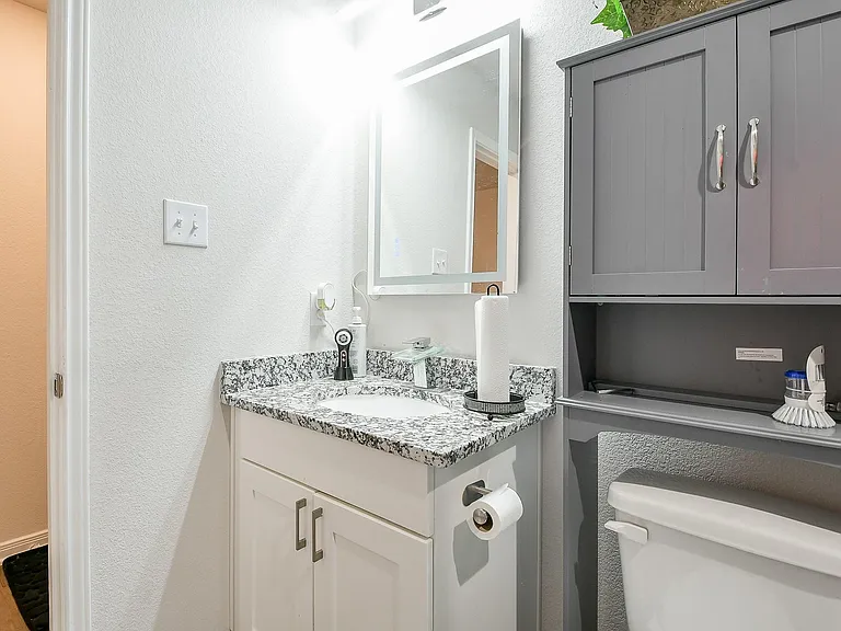 10131 Cerritos Dr — Photo 10