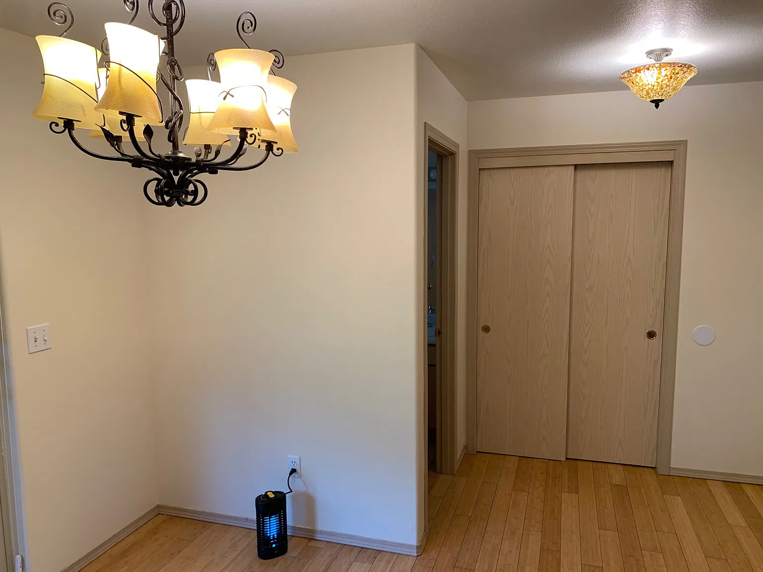 3 bed, 2.5 bath, 1609 sqft, $2,600 — Photo 3