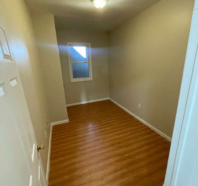 1st image of 114 S 14th St #L1
